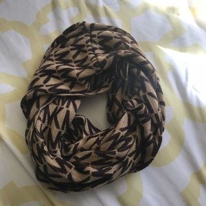 Michael Kors logo infinity scarf